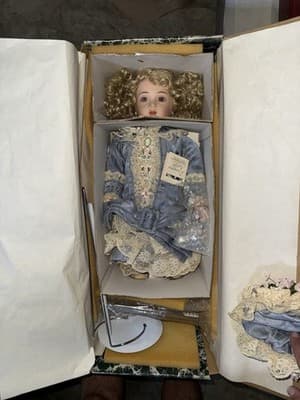 Never Used Designers Guild Tori Doll Never Taken Out Of The Box - Thumbnail 3