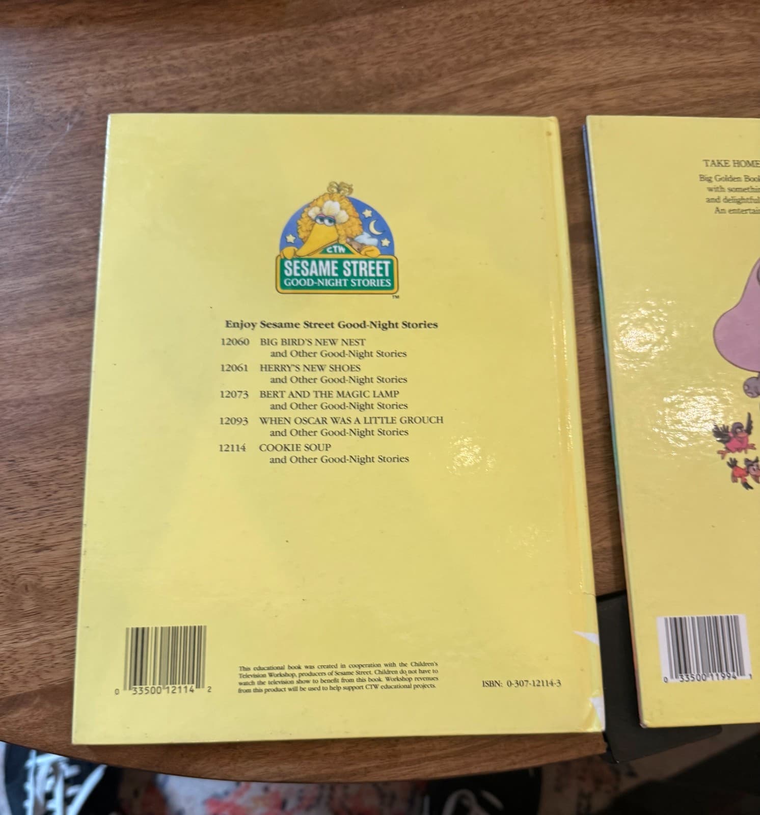 VTG Walt Disney’s Dumbo and Sesame Street Cookie Soup A Big Golden Book Lot of 2 - Thumbnail 5