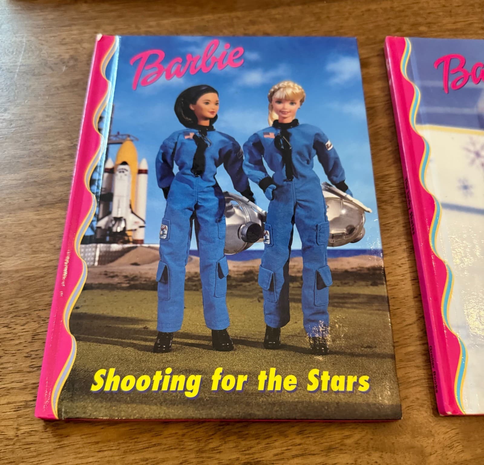 VTG 1998 Barbie Shooting for the Stars & Lucky Skates Grolier Books Lot of 2 - Thumbnail 3