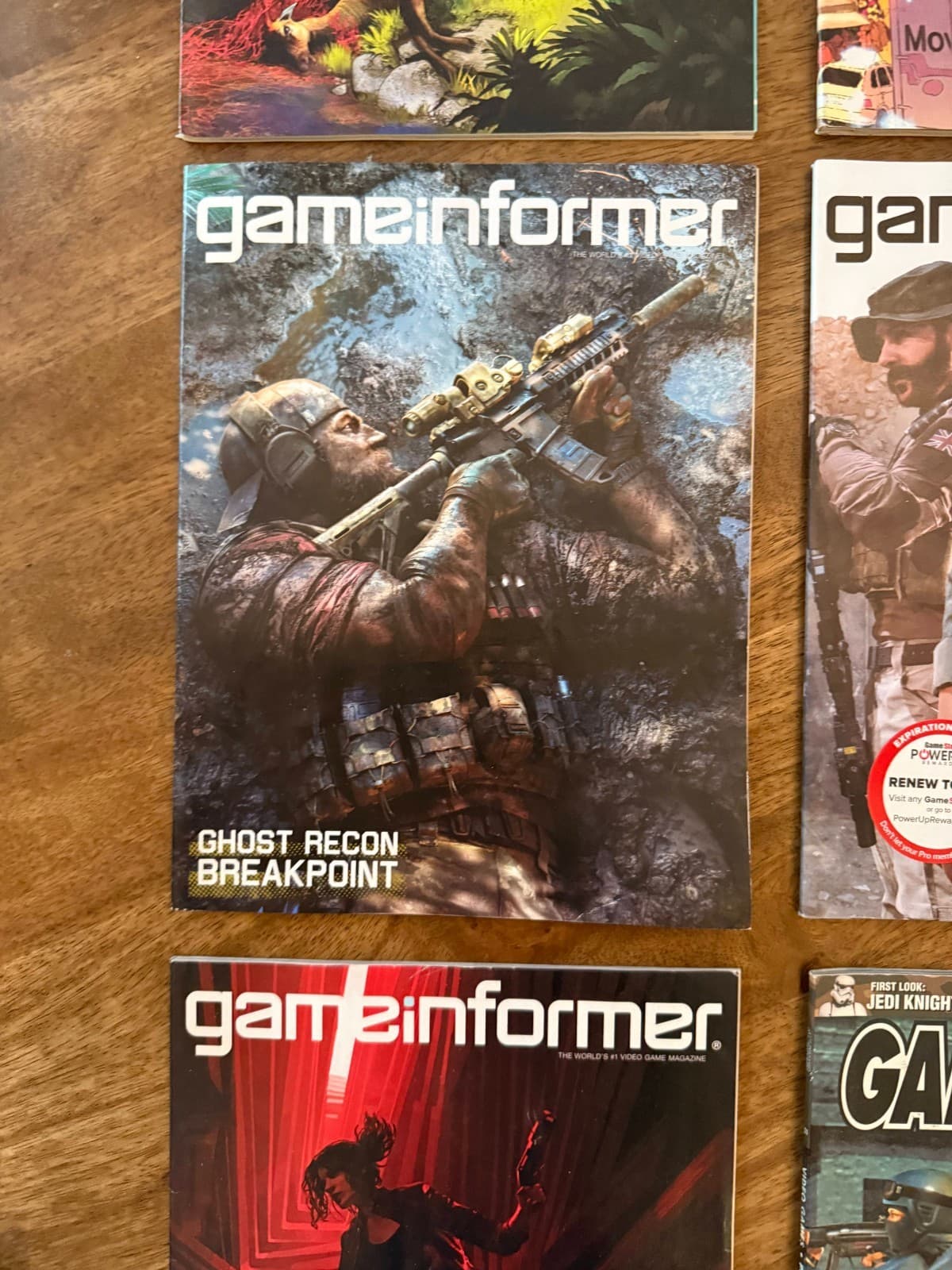 Lot of 6 Game Informer Video Game Magazines Call of Duty Modern Warfare, Control - Thumbnail 5