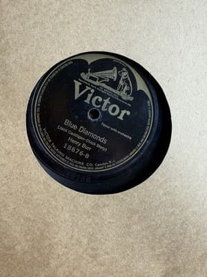 Vintage Vinyl Record Holder With 10 78rpm Albums Multiple Artists Included - Thumbnail 9
