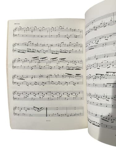 Keyboard Music (Dover Music for Piano) by Johann Sebastian Bach - Thumbnail 4