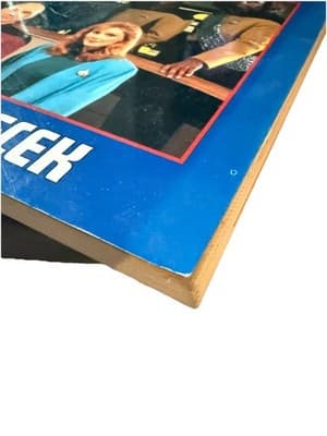 Vintage 1992 Star Trek: The Next Generation Companion by Larry Nemecek Book 1st - Thumbnail 6