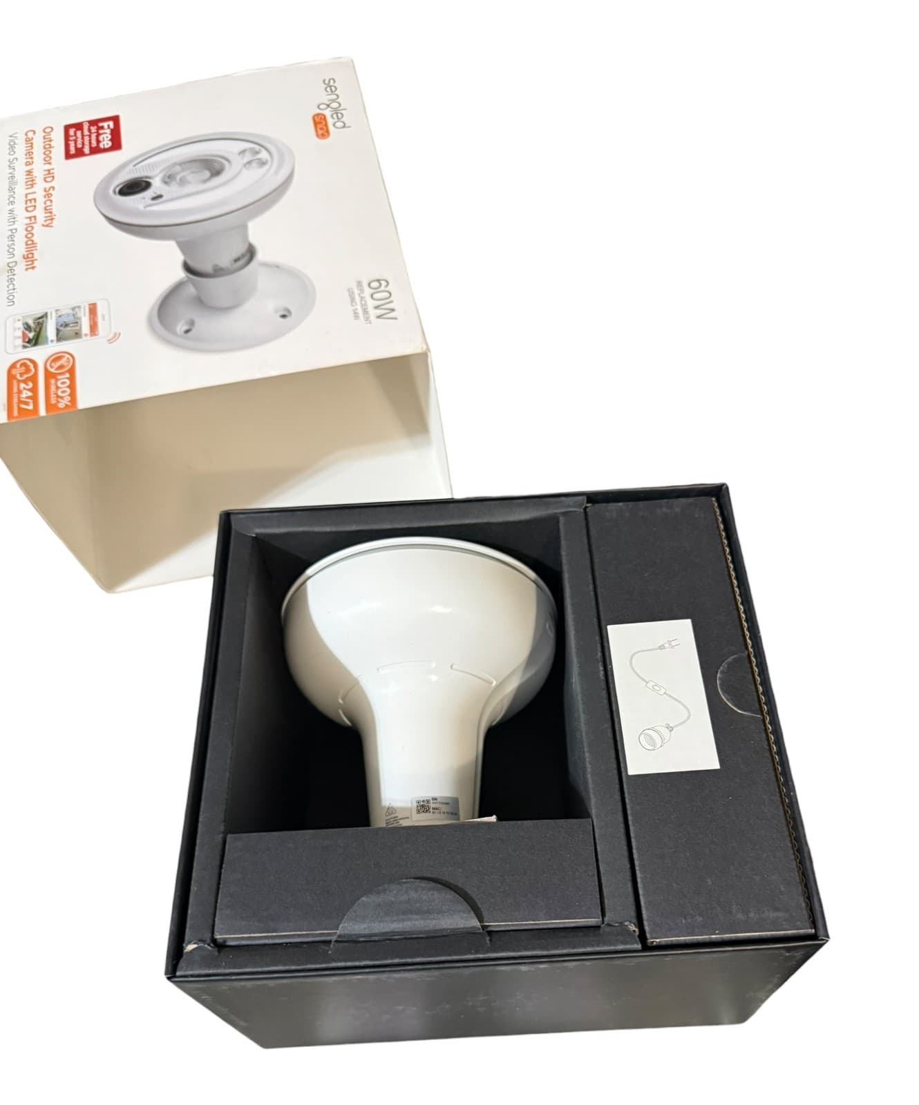 Sengled Snap Outdoor HD Security Camera & LED Floodlight WiFi Person Detection - Thumbnail 4