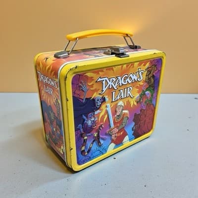 VINTAGE ALADDIN DRAGONS LAIR METAL LUNCH BOX & THERMOS 1983 Great Find! - Image 1