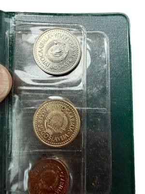 1984 SFR Yugoslavia Uncirculated 5-Coin Set Original Green Folder Serbian - Thumbnail 6