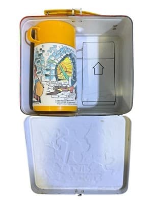 VINTAGE ALADDIN DRAGONS LAIR METAL LUNCH BOX & THERMOS 1983 Great Find! - Thumbnail 5