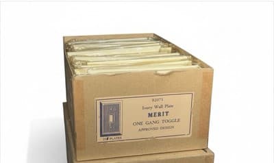25ct Case Vintage Merit Ivory Toggle Switch Wall Plates 1-Gang Bakelite 92071 - Thumbnail 2