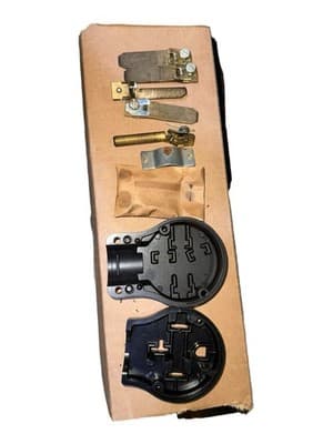 Vintage Leviton No. 275 Universal Heavy Duty Angular Cap Plug Kit NOS - Thumbnail 2