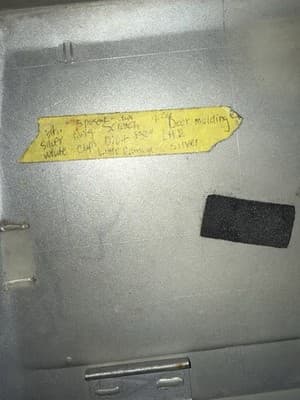 OEM 1989-1990 CADILLAC FLEETWOOD 4DR LH REAR DOOR CLADDING TRIM MOLDING 20659627 - Thumbnail 8