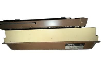 Brother Profile Automatic 12 Typewriter Model 4612 w/ Case – For Parts/Repair - Thumbnail 4