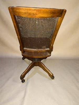 Vintage Caned Back Oak Wood Office, Bankers Rolling Swivel Chair - Nice!! - Thumbnail 8