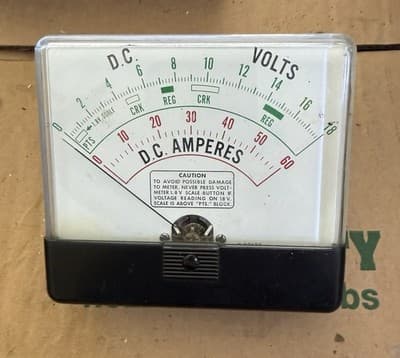 Vintage DC Ammeter Voltmeter Gauge 0-60A 0-16V Automotive Part 0-6170 1665 - Image 1