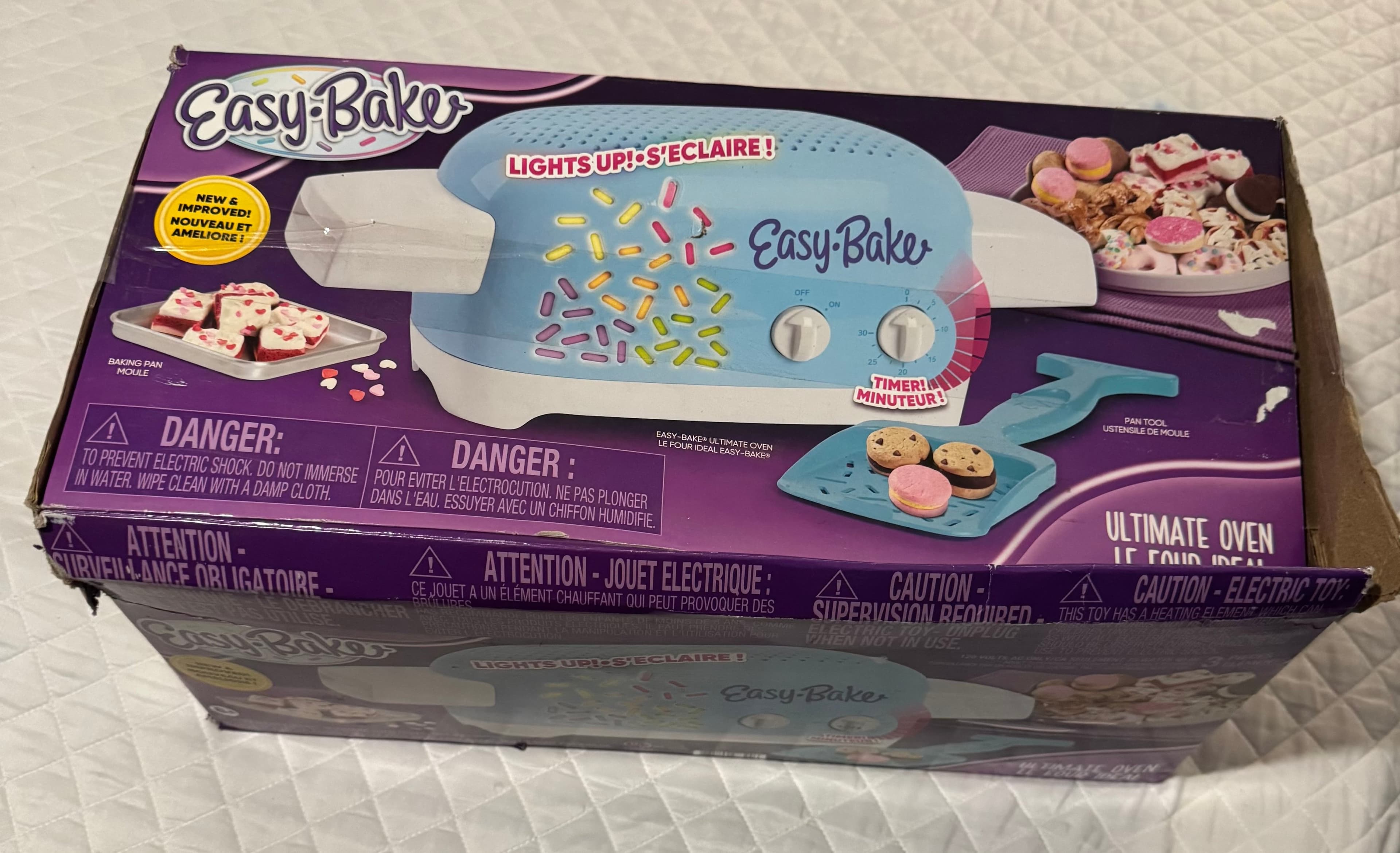 Easy-Bake Ultimate Oven Blue with Baking Accessories - Thumbnail 2