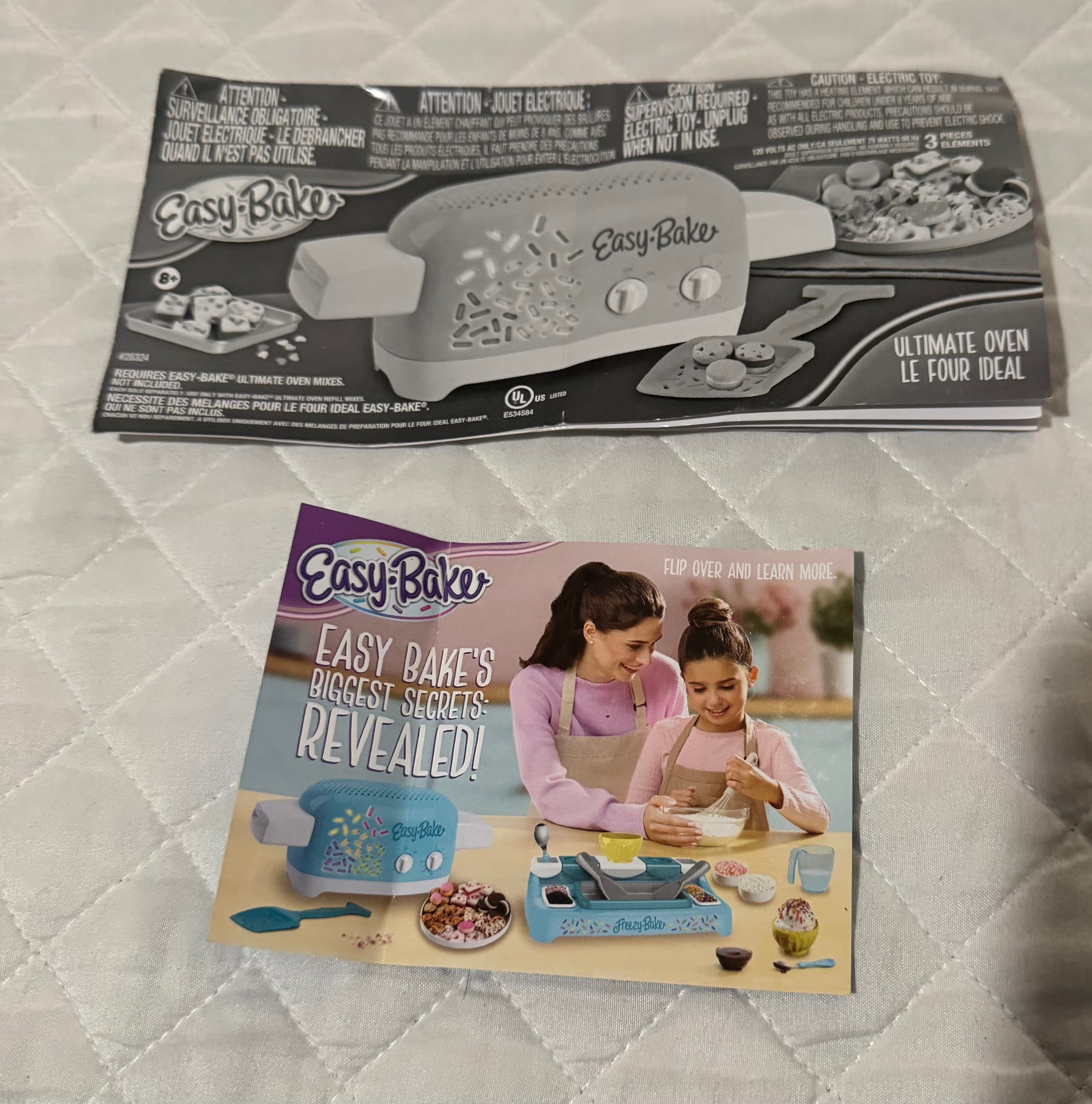 Easy-Bake Ultimate Oven Blue with Baking Accessories - Thumbnail 6