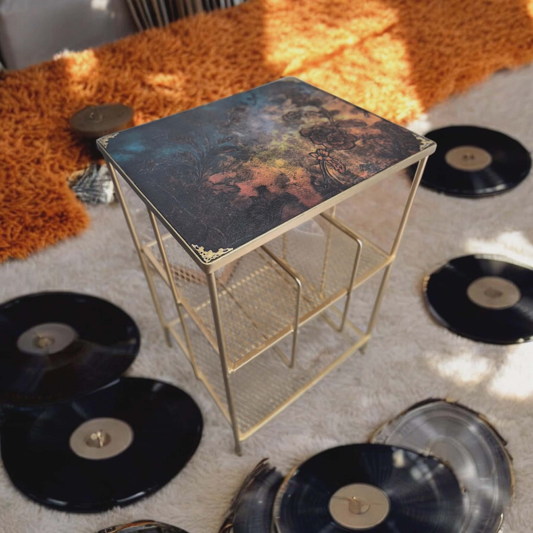 Vintage Metal Vinyl Record Storage Rack with Artistic Top - Thumbnail 2