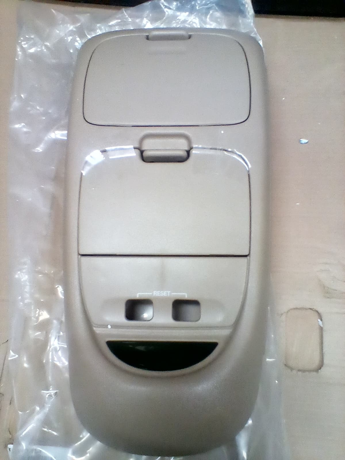 Roof Ceiling Console for Ford Super Duty Trucks F250 F350 F450 F550 without Sunroof - Thumbnail 4