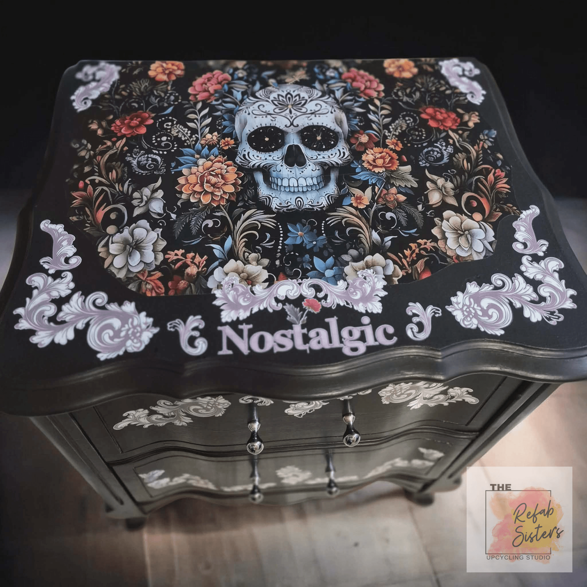 Nostalgic Skull Floral Nightstand with Drawers - Thumbnail 2
