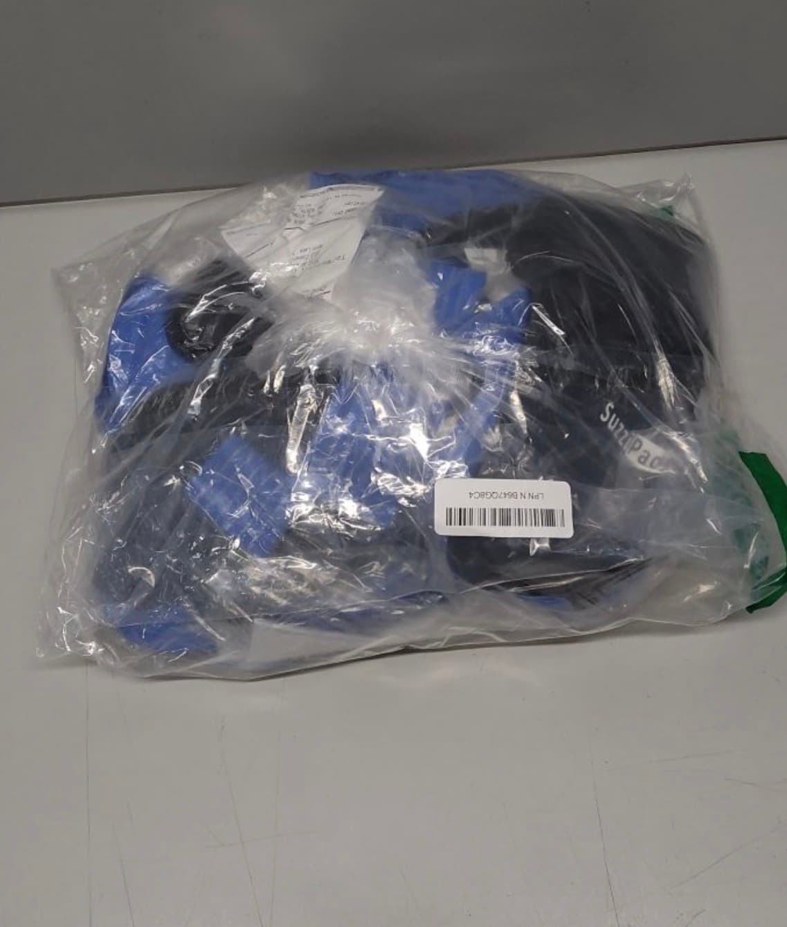 SuzziPad Cold Therapy Helmet and Mittens Set Large - Thumbnail 2