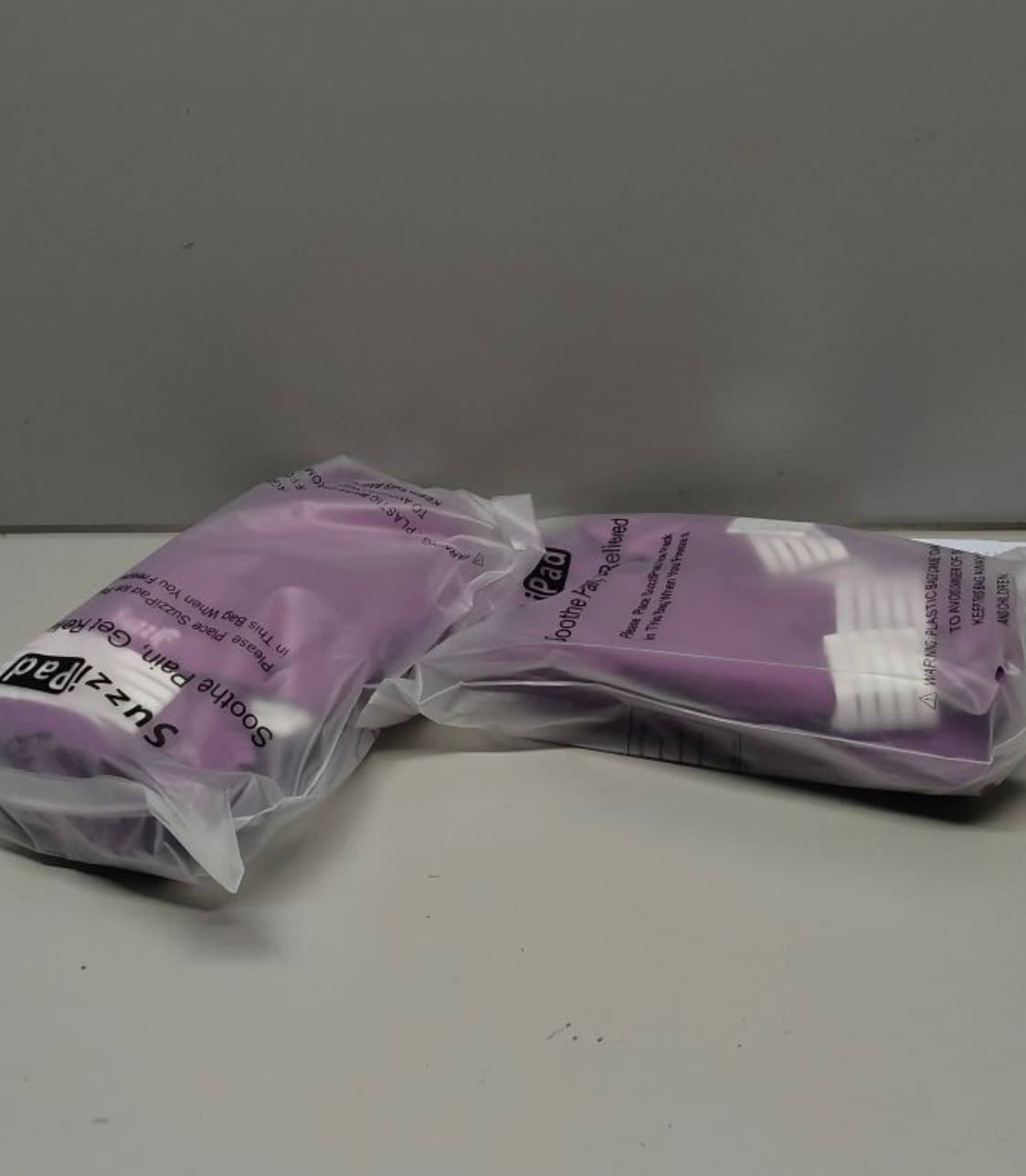 SuzziPad Cold Therapy Socks for Pain Relief S/M - Thumbnail 3