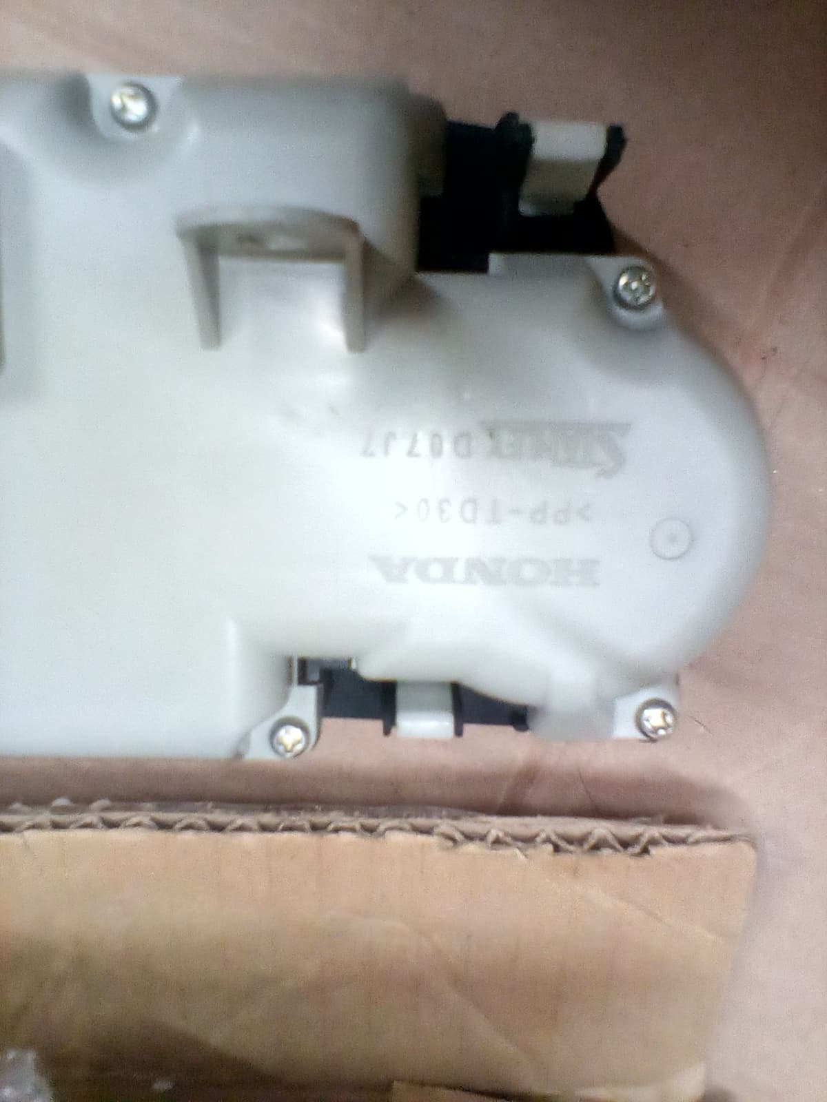 OEM Honda CR-V HVAC control unit for  2007-2011 - Thumbnail 4