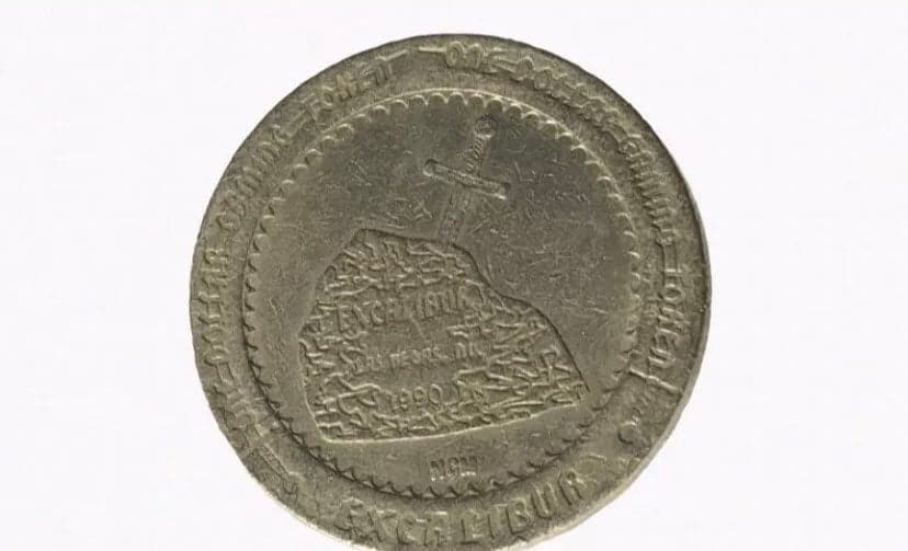 Silver Tone Gaming Poker Coin Chip Excalibur Hotel 1990 Las Vegas - Thumbnail 3