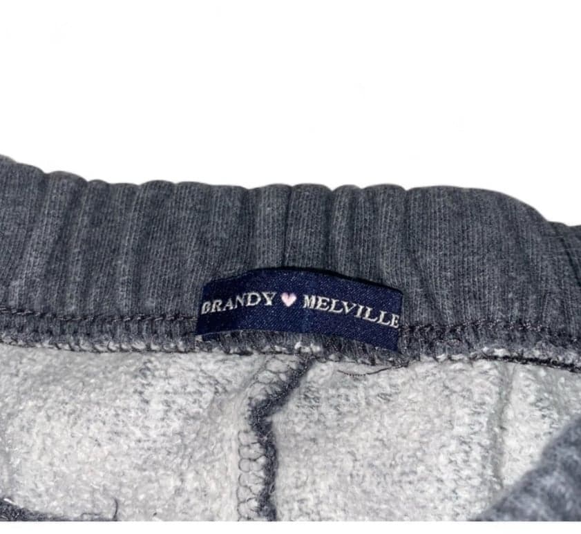 Brandi Melville “Rosa” Sweatpants in Medium Grey One Size - Thumbnail 4