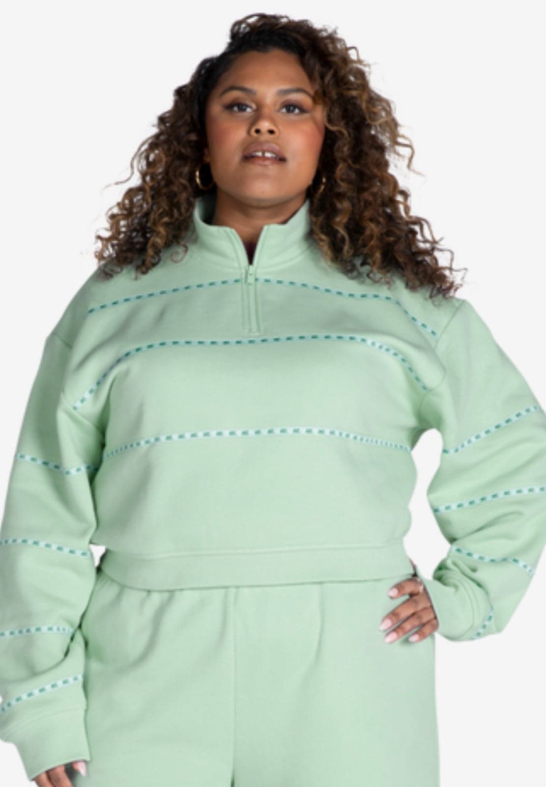 Melody Ehsani Designer Logo Pullover & Shorts Full Sweat Set - Thumbnail 2
