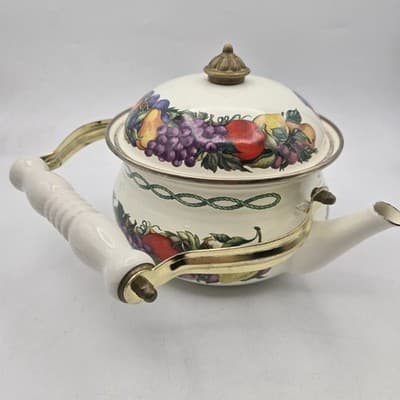 Vintage Lincoware Enamel Tea Kettle White CORNUCOPIA Fruit Farmhouse Kitchen - Thumbnail 5