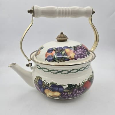 Vintage Lincoware Enamel Tea Kettle White CORNUCOPIA Fruit Farmhouse Kitchen - Thumbnail 3