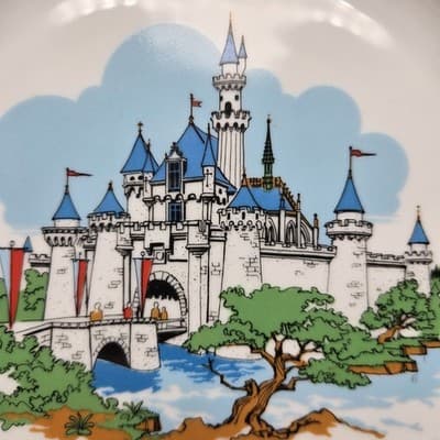 Vintage Disneyland Decorative Plate Castle 10” Walt Disney Souvenir Japan EUC - Thumbnail 2