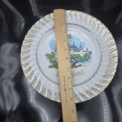 Vintage Disneyland Decorative Plate Castle 10” Walt Disney Souvenir Japan EUC - Thumbnail 8
