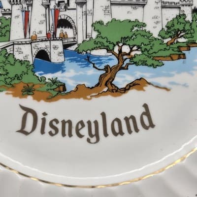 Vintage Disneyland Decorative Plate Castle 10” Walt Disney Souvenir Japan EUC - Thumbnail 4