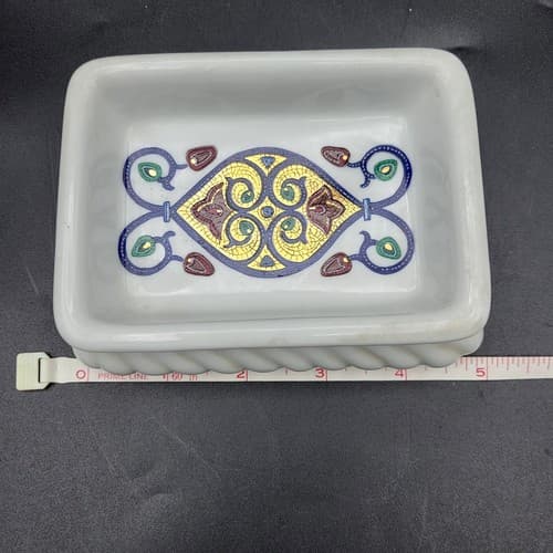 Vintage Byzantium Elizabeth Arden White Swirl Vase with Lid & Soap Trinket Dish - Thumbnail 9