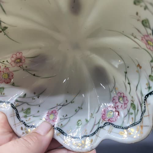 Vintage Japanese 3 Footed Bowl Scalloped White Translucent Pink Handpainted - Thumbnail 11