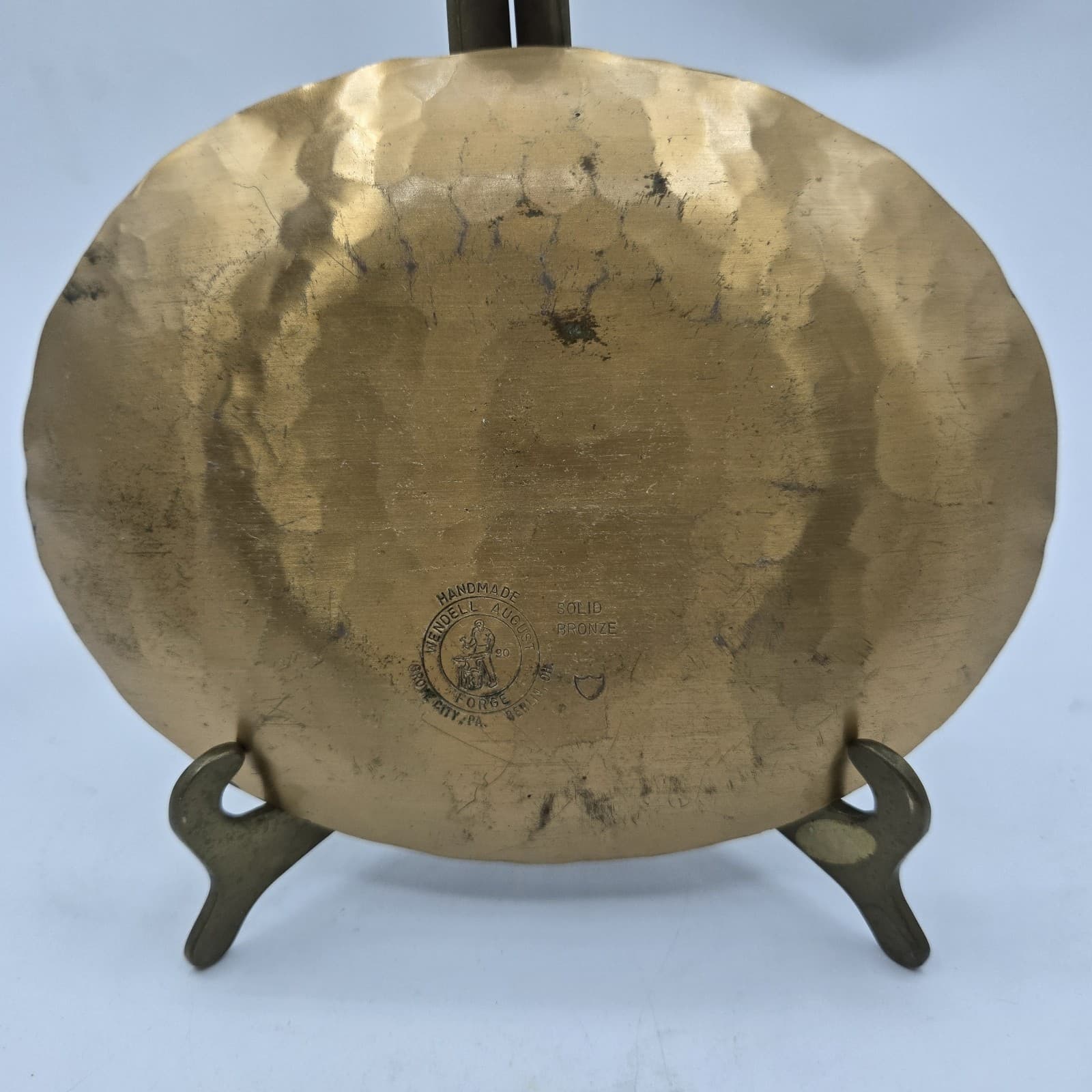 August Wendall Forge Handmade Solid Bronze Amish Famil Life Scene Oval Plate 4" - Thumbnail 9