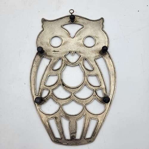 Leonard Silverplate Owl Trivet Large Rubber Feet MCM Made in Italy Big Eyes - Thumbnail 2