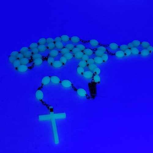 Rosary Beads Large Oval Glow in the Dark 30” Drop White Green Vibrant Vintage - Thumbnail 8