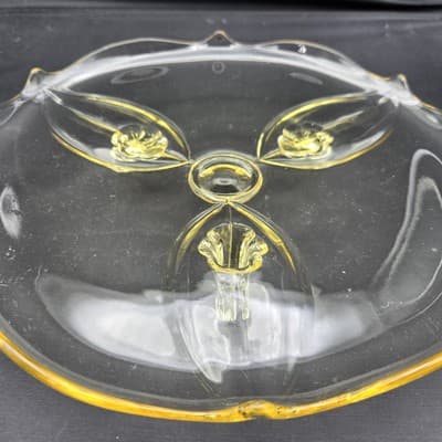 Vintage Lancaster Elegant Glass Three Footed Cake Serving Plate Yellow Scalloped - Thumbnail 5