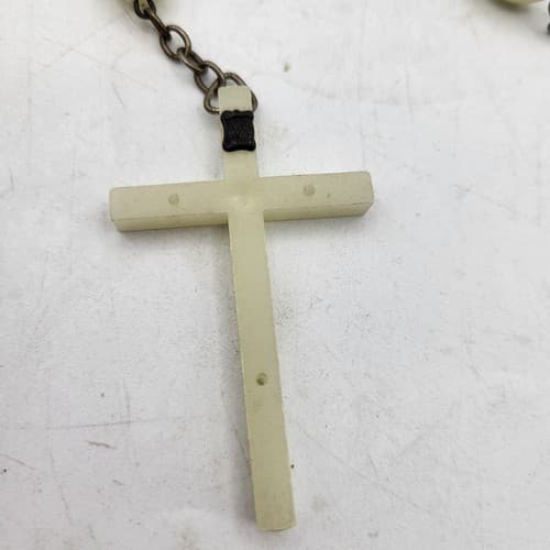 Rosary Beads Large Oval Glow in the Dark 30” Drop White Green Vibrant Vintage - Thumbnail 4