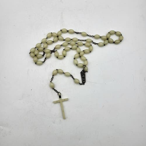 Rosary Beads Large Oval Glow in the Dark 30” Drop White Green Vibrant Vintage - Thumbnail 6