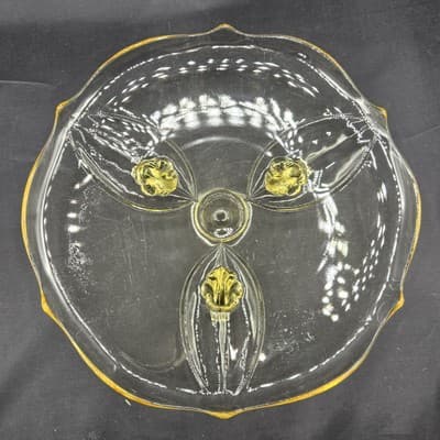 Vintage Lancaster Elegant Glass Three Footed Cake Serving Plate Yellow Scalloped - Thumbnail 8