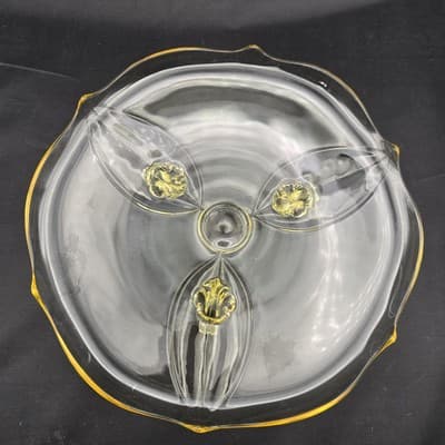 Vintage Lancaster Elegant Glass Three Footed Cake Serving Plate Yellow Scalloped - Thumbnail 9