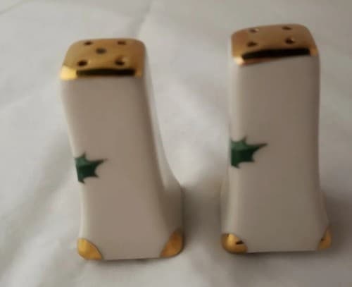 Christmas Salt & Pepper Shakers Hollyberry 24k Gold Square Column 2.5" Corks - Thumbnail 4