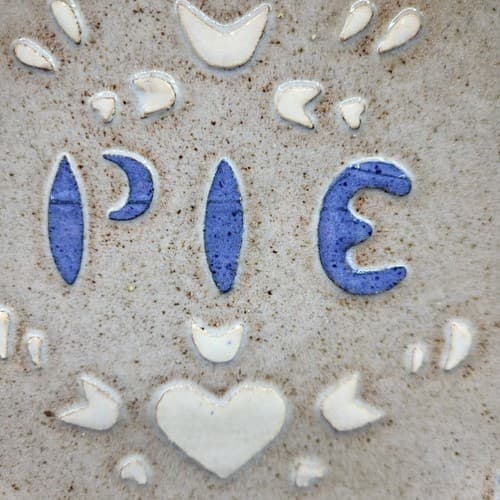 Clay City Pottery Pie Plate Deep Dish Blue Stoneware Hearts Signed Collectible - Thumbnail 2