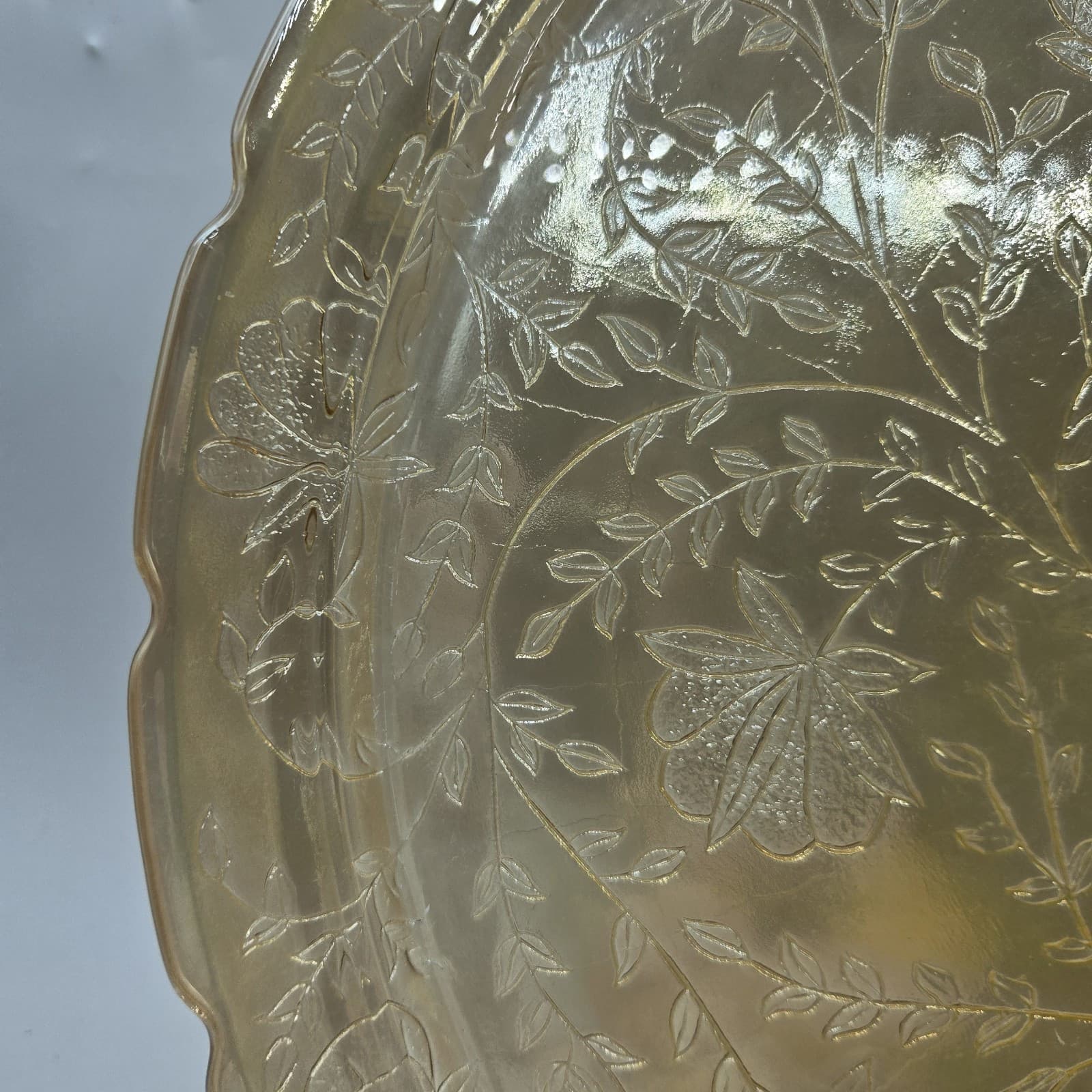 VTG Jeanette Glass Serving Platter Round Floragold Louisa Iridescent 13 1/2" - Thumbnail 7