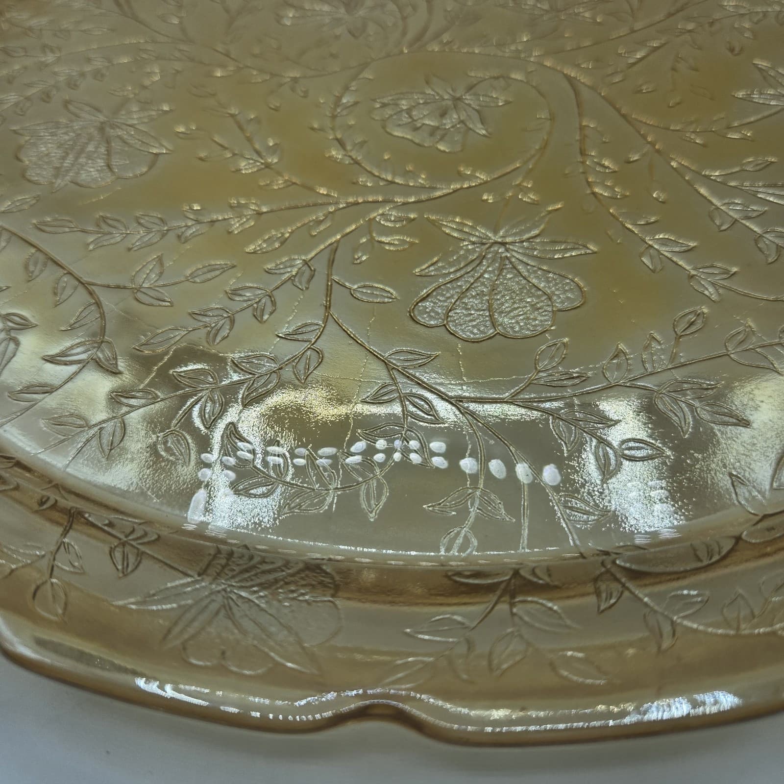 VTG Jeanette Glass Serving Platter Round Floragold Louisa Iridescent 13 1/2" - Thumbnail 4