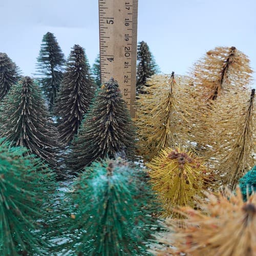 Vintage Mini Bottle Brush Trees Lot 24 Trees Green Red Gold 2-3" Tall Christmas - Thumbnail 8