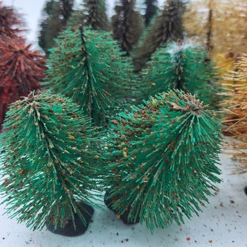 Vintage Mini Bottle Brush Trees Lot 24 Trees Green Red Gold 2-3" Tall Christmas - Thumbnail 4