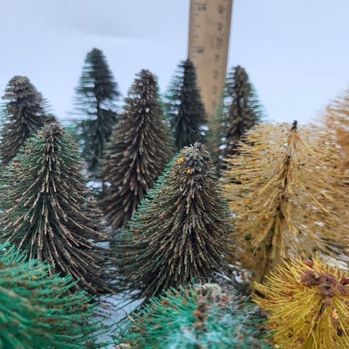 Vintage Mini Bottle Brush Trees Lot 24 Trees Green Red Gold 2-3" Tall Christmas - Thumbnail 7